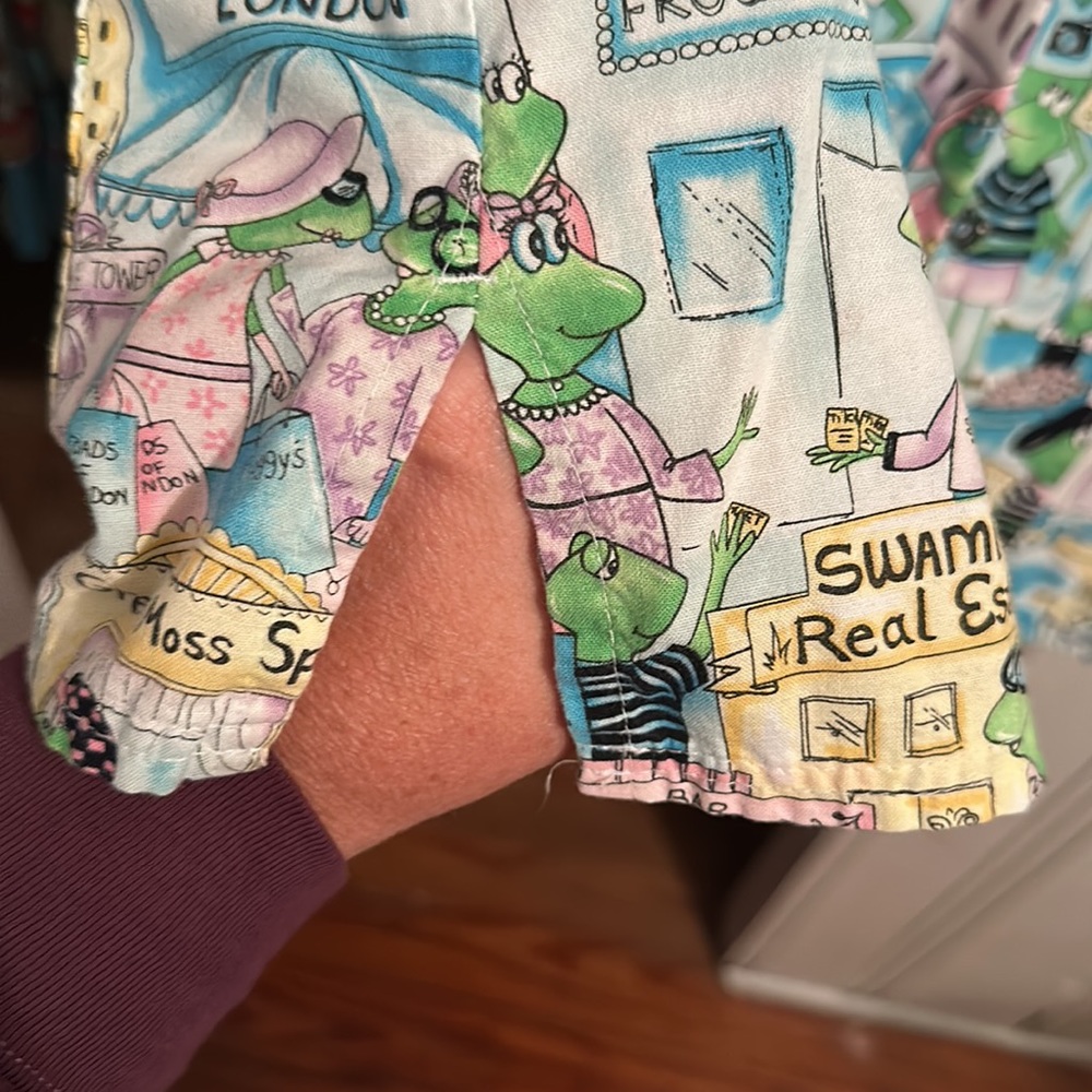 Scrub Top - Picture 6 of 6